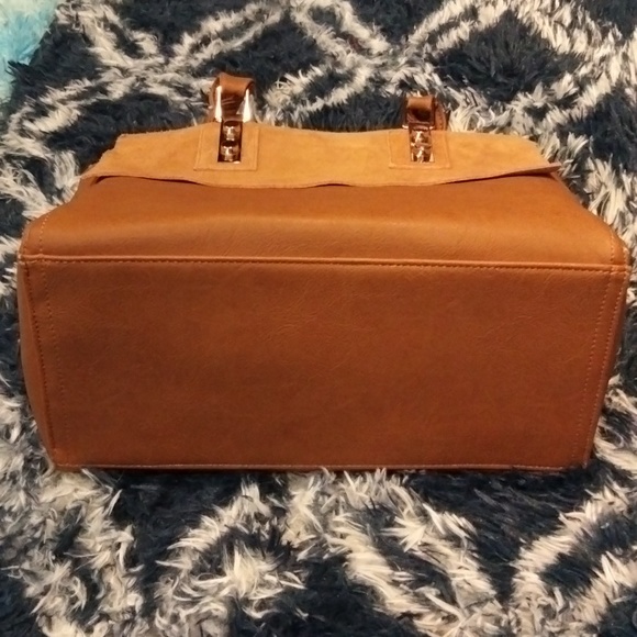 Two-toned Tan Leather & Suede Handbag/Purse with Golden Hardware - Picture 7 of 15
